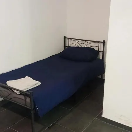 Apartmán Celine Zimmer In Zentrum *